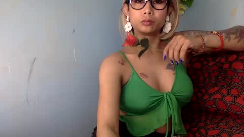 Snapshot of sweetspicypotato chatting on 06-18-26, 10:36 spicy online show from 06-18-26, 10:36