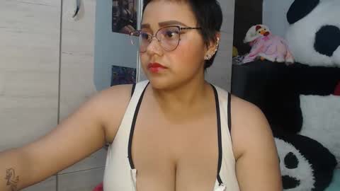 sweett_candy1 online show from 12-18-25, 02:39