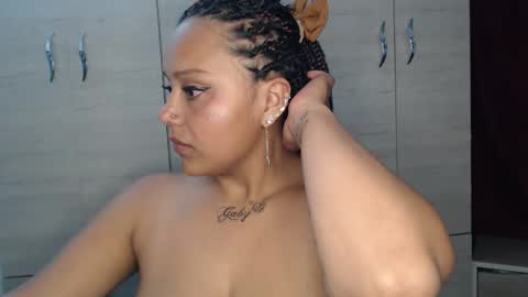 sweett_candy1 online show from 03-03-26, 01:56