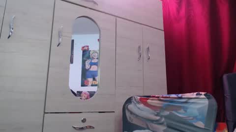 sweett_candy1 online show from 03-12-26, 01:23