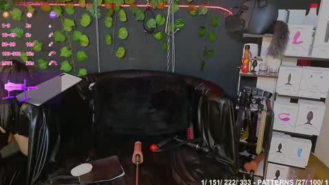 Snapshot of sweett_mollyy chatting on 09-21-25, 09:16 Molly - INDEPENDENT MODEL online show from 09-21-25, 09:16