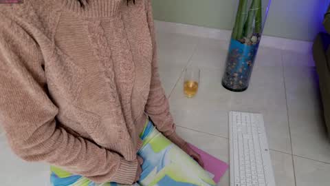 Snapshot of sweett_petite chatting on 02-01-25, 11:06 online show from 02-01-25, 11:06