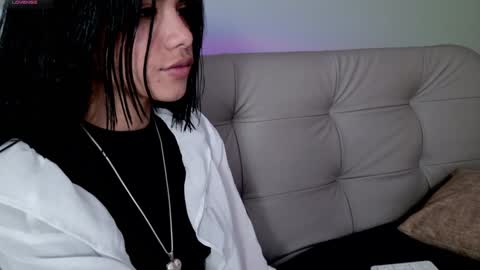 Snapshot of sweett_petite chatting on 02-07-25, 08:20 online show from 02-07-25, 08:20