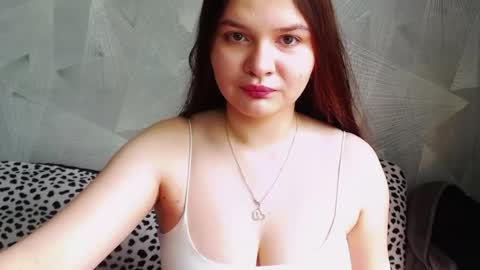 Snapshot of sweettchloe chatting on 06-11-26, 08:23 SweetTChloe online show from 06-11-26, 08:23