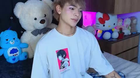 Neffer online show from 11-18-25, 05:01