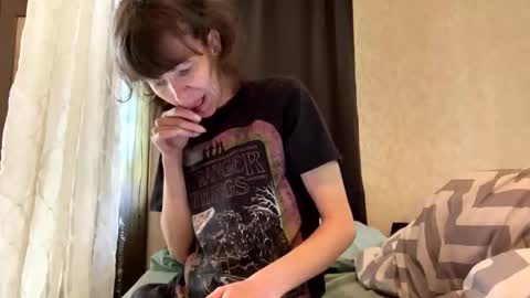 Sweet Tooth Trixie online show from 04-09-26, 04:45