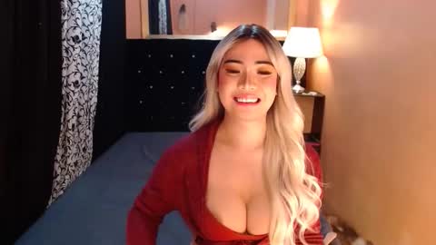 Ms trixiee online show from 11-07-25, 08:25