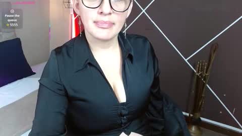 Scarlet online show from 10-17-25, 11:24