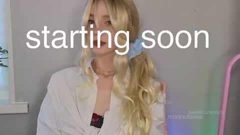 Elis  a little vacation Ill be here Saturday my schedules in bio online show from 10-26-25, 07:36