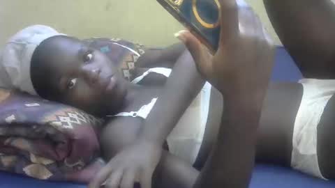 Snapshot of sweetvallerie chatting on 02-27-25, 07:34 sweetvallerie online show from 02-27-25, 07:34