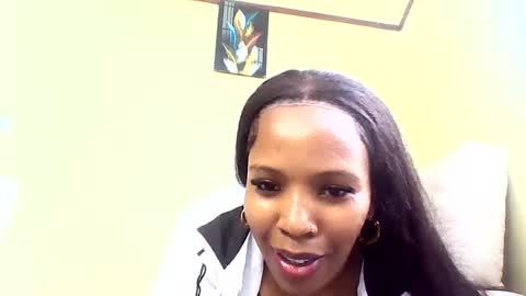 Snapshot of sweetveee chatting on 06-13-26, 12:14 Vee online show from 06-13-26, 12:14
