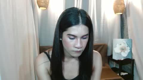 Snapshot of sweetvictoria2000 chatting on 02-05-25, 06:35 sweetvictoria2000 online show from 02-05-25, 06:35