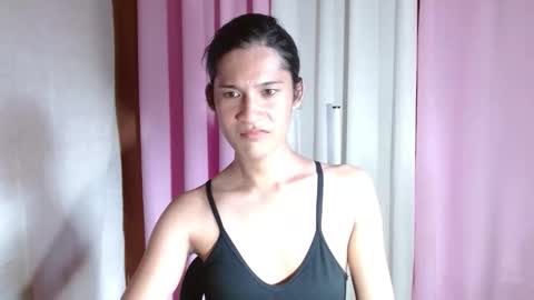 Snapshot of sweetvictoria2000 chatting on 11-10-25, 06:56 sweetvictoria2000 online show from 11-10-25, 06:56