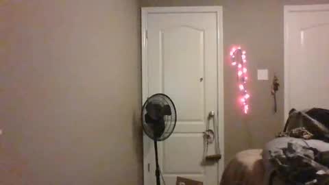 sweetwendi15 online show from 03-04-25, 08:24