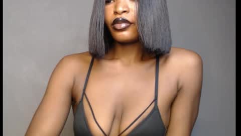 Snapshot of sweetxxboobsx chatting on 03-25-26, 08:53 sweetxxboobsx online show from 03-25-26, 08:53