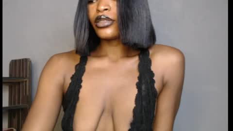 Snapshot of sweetxxboobsx chatting on 04-06-26, 08:15 sweetxxboobsx online show from 04-06-26, 08:15
