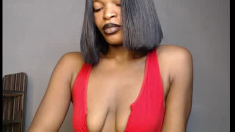 Snapshot of sweetxxboobsx chatting on 04-15-26, 08:21 sweetxxboobsx online show from 04-15-26, 08:21