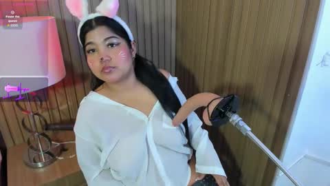 Snapshot of sweety_blowjob chatting on 02-18-26, 11:39 LINA online show from 02-18-26, 11:39