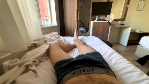 sweety_boy21 online show from 01-09-25, 11:58