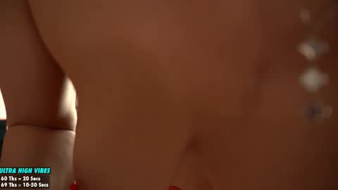Snapshot of sweety_rinushka_ chatting on 02-14-25, 08:59 Katerina online show from 02-14-25, 08:59