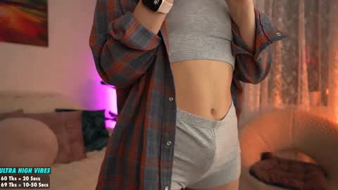 Snapshot of sweety_rinushka_ chatting on 02-23-25, 04:13 Katerina online show from 02-23-25, 04:13