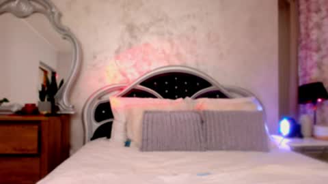 Sasha online show from 04-14-26, 05:19