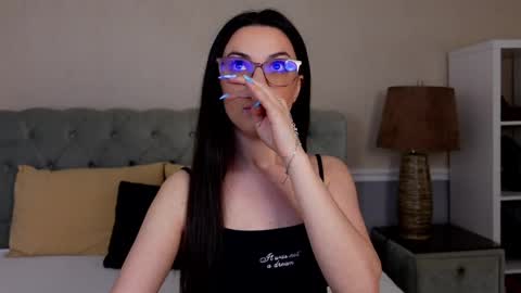 Snapshot of sweetyallye chatting on 05-29-26, 05:11 Bea Moan from LovenseWet from Tip MenuOpen for Private online show from 05-29-26, 05:11