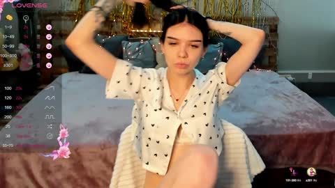 Snapshot of sweetydeviliya chatting on 01-29-25, 09:01 sweetydeviliya online show from 01-29-25, 09:01