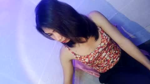 Snapshot of sweetyguyxxx1998 chatting on 07-03-26, 04:13 - allen online show from 07-03-26, 04:13