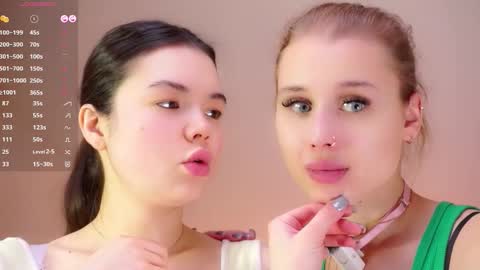 Snapshot of sweetyoops chatting on 02-15-26, 07:51 Astrid online show from 02-15-26, 07:51