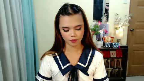 Snapshot of sweetytrannygirlxx chatting on 04-27-26, 03:59 Megan online show from 04-27-26, 03:59