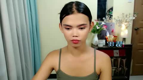 Snapshot of sweetytrannygirlxx chatting on 05-10-26, 03:23 Megan online show from 05-10-26, 03:23