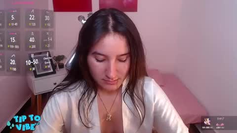 Catalina online show from 02-11-25, 01:52