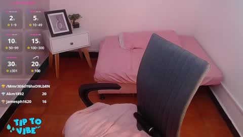 Catalina online show from 02-18-25, 02:27