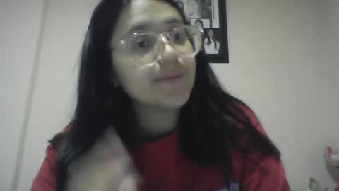 sweetyypeach online show from 12-08-24, 04:14