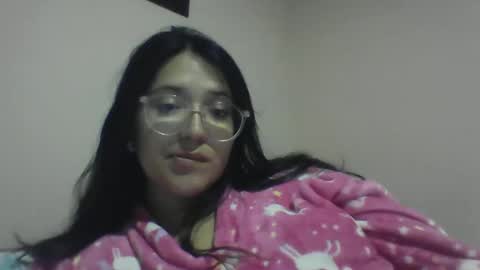 sweetyypeach online show from 12-23-24, 03:18
