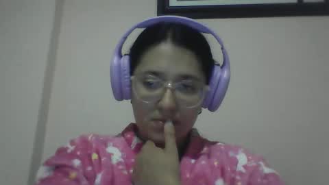 sweetyypeach online show from 03-02-25, 03:34