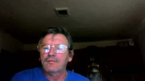Snapshot of swergiu333 chatting on 05-07-26, 04:51 Raymond online show from 05-07-26, 04:51