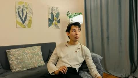 Snapshot of swiftpocket1 chatting on 11-24-25, 12:21 Gleb online show from 11-24-25, 12:21