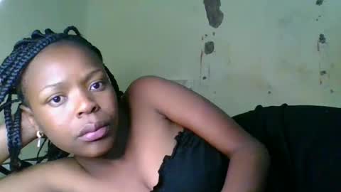 Snapshot of swit_seduction chatting on 05-10-26, 06:18 swit_seduction online show from 05-10-26, 06:18