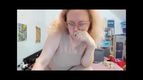 Snapshot of switchlorenx chatting on 12-02-24, 11:51 switchlorenx online show from 12-02-24, 11:51