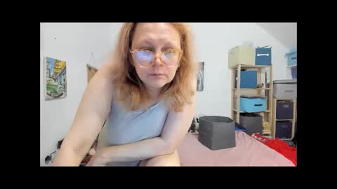 Snapshot of switchlorenx chatting on 12-19-24, 11:18 switchlorenx online show from 12-19-24, 11:18