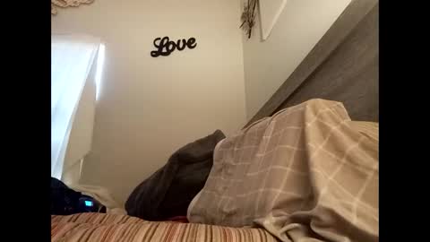 Snapshot of swollenclitneedsdad chatting on 02-17-26, 02:46 swollenclitneedsdad online show from 02-17-26, 02:46