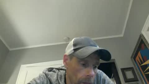 Snapshot of swontguy2025 chatting on 02-02-25, 03:32 swontguy2025 online show from 02-02-25, 03:32