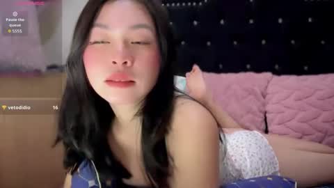 Snapshot of swt_asianholly chatting on 06-01-26, 10:39 Holly online show from 06-01-26, 10:39