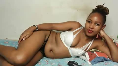 Snapshot of swt_bby chatting on 04-26-26, 04:59 swt_bby online show from 04-26-26, 04:59