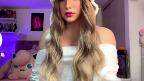 Snapshot of swtgoldenangel_ chatting on 05-23-26, 09:13 swtgoldenangel_ online show from 05-23-26, 09:13
