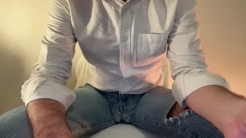 Snapshot of swtlick chatting on 12-18-25, 09:26 Swtlick online show from 12-18-25, 09:26