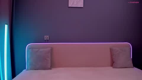 Ana online show from 10-17-25, 04:48