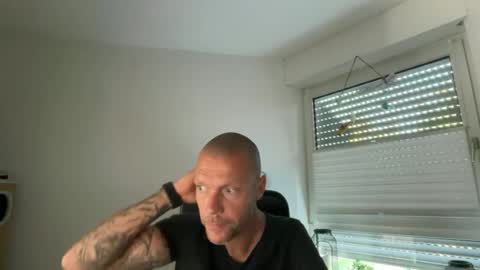 Snapshot of sx1904 chatting on 07-14-26, 12:55 sx1904 online show from 07-14-26, 12:55